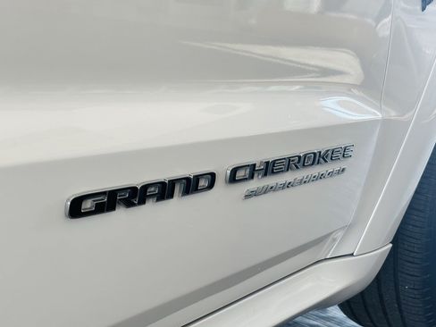 Used 2018 Jeep Grand Cherokee Trackhawk AWD/4WD image 7