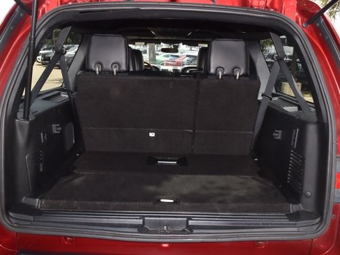 Used 2017 Lincoln Navigator L Select AWD/4WD image 38