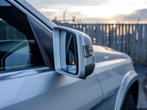 Used 2018 Mercedes-Benz GLS 550 4MATIC image 12