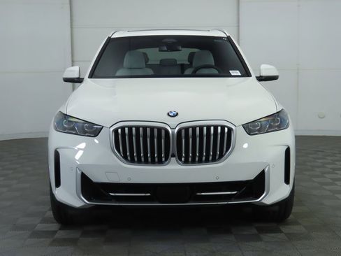 Used 2026 BMW X5 sDrive40i w/ Climate Comfort Package RWD image 3