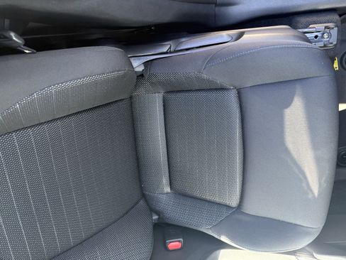 Used 2024 Toyota Corolla Cross SE image 9