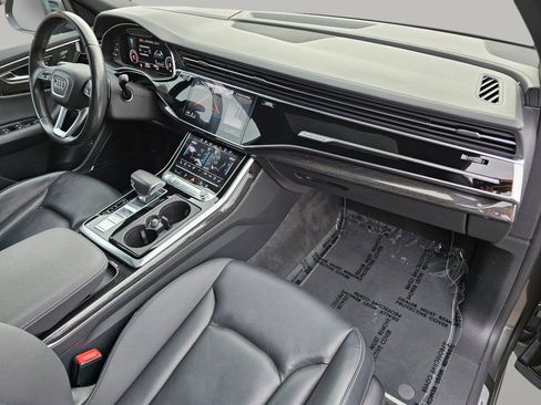 Used 2019 Audi Q8 Prestige w/ Towing Package image 29