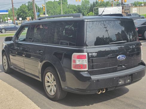 Used 2011 Ford Flex SE FWD image 5