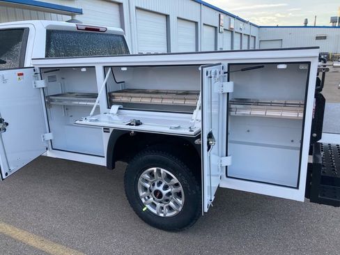 New 2026 GMC Sierra 2500 Pro w/ Convenience Package image 8