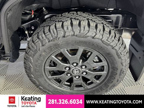 New 2026 Toyota 4Runner SR5 RWD image 15