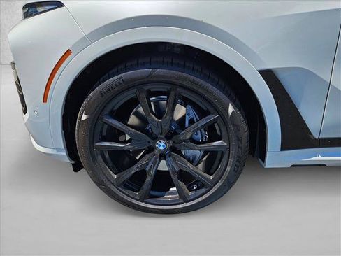 New 2027 BMW X7 xDrive40i w/ M Sport Package AWD/4WD image 10