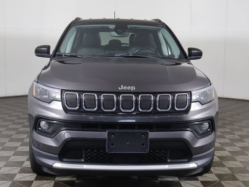 Used 2022 Jeep Compass Limited AWD/4WD image 9