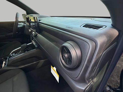 New 2026 Chevrolet Colorado W/T w/ WT Custom Package AWD/4WD image 10