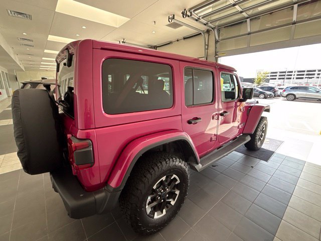 Used 2024 Jeep Wrangler Unlimited Rubicon 4xe AWD/4WD image 10