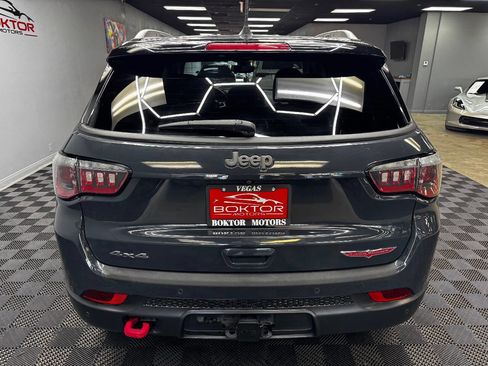 Used 2018 Jeep Compass Trailhawk w/ Safe & Security Group image 11