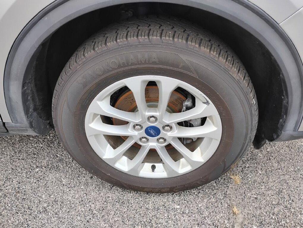 Used 2022 Ford Escape SE w/ Cold Weather Package AWD/4WD image 27