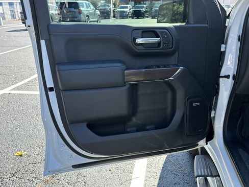 Used 2020 GMC Sierra 1500 SLT w/ SLT Premium Plus Package image 10