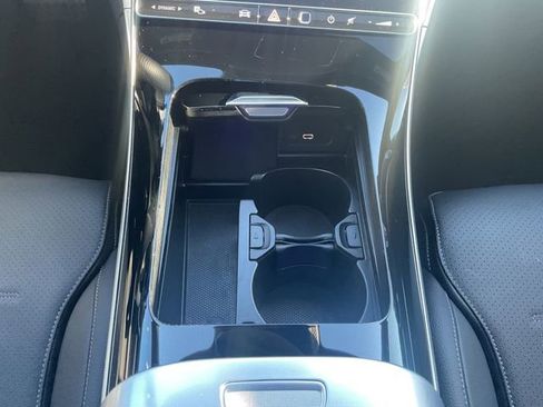 Used 2023 Mercedes-Benz C 300 Sedan image 33