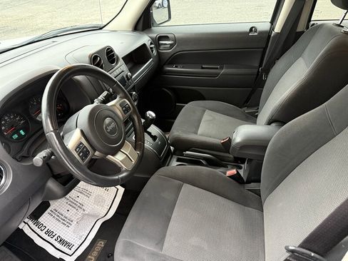 Used 2011 Jeep Patriot Latitude image 6