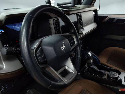 Used 2021 Ford Bronco Outer Banks image 18