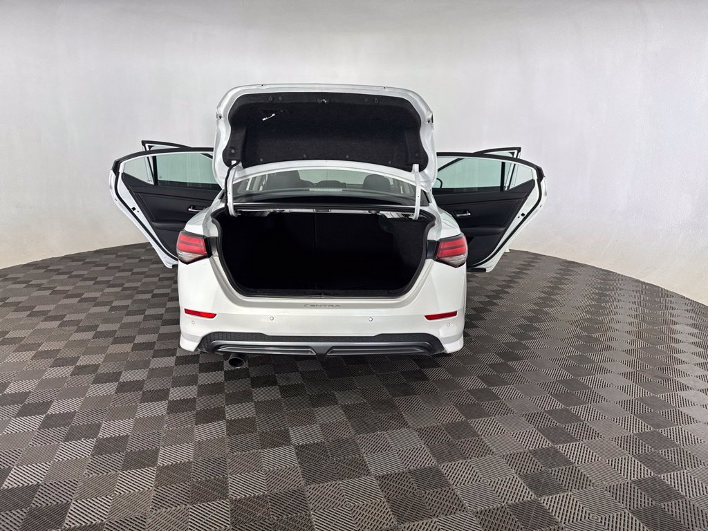 Used 2021 Nissan Sentra SR FWD image 25