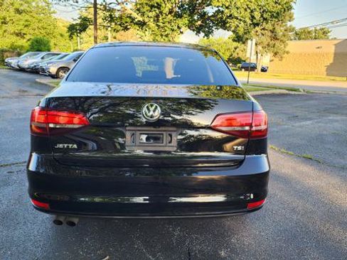 Used 2017 Volkswagen Jetta S FWD image 10
