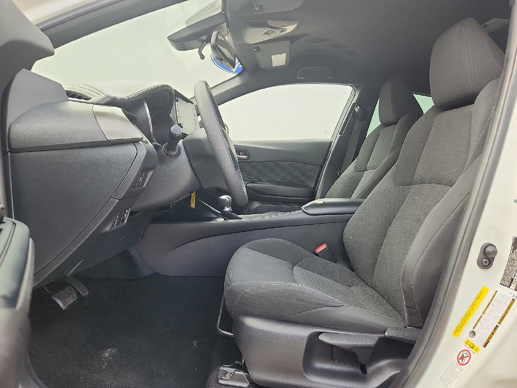 Used 2019 Toyota C-HR LE FWD image 8