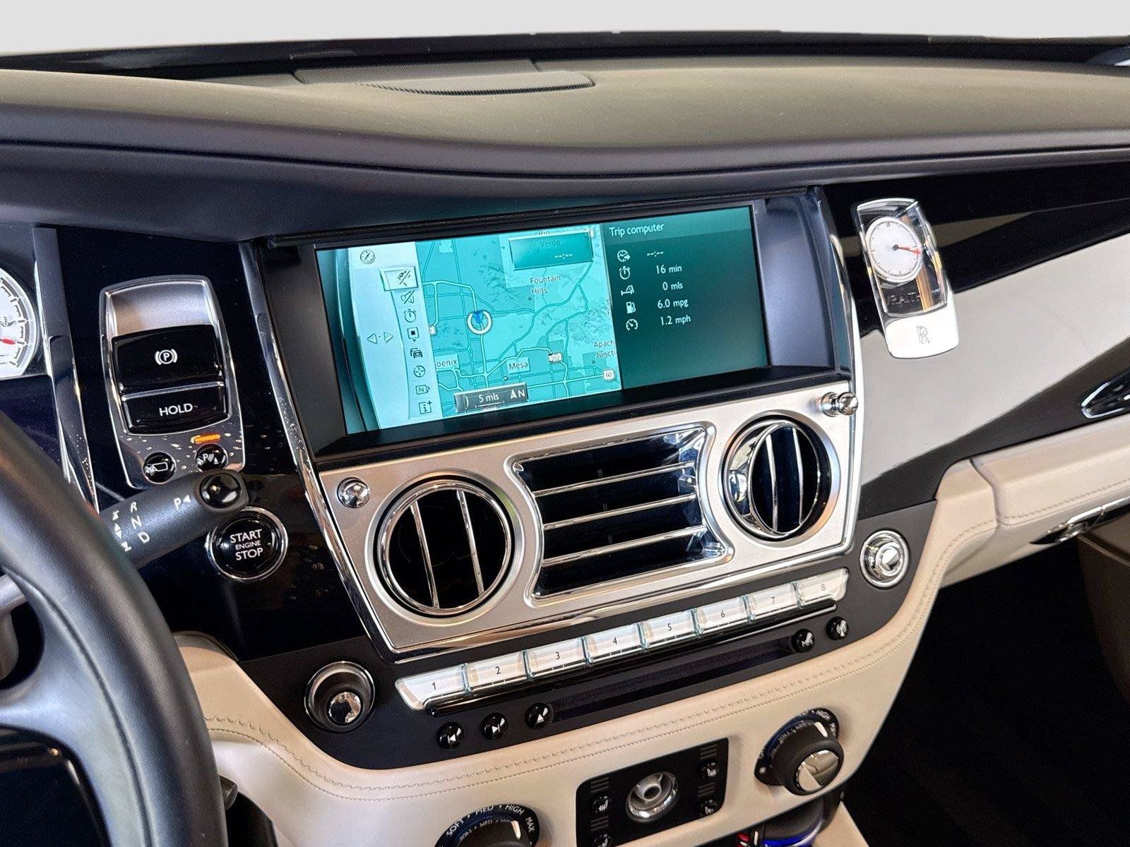 Used 2016 Rolls-Royce Wraith RWD image 20