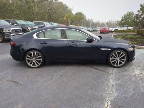 Used 2020 Jaguar XE S image 4