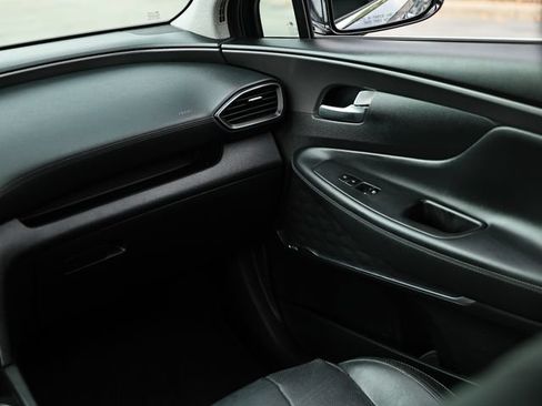Used 2019 Hyundai Santa Fe Limited FWD image 27