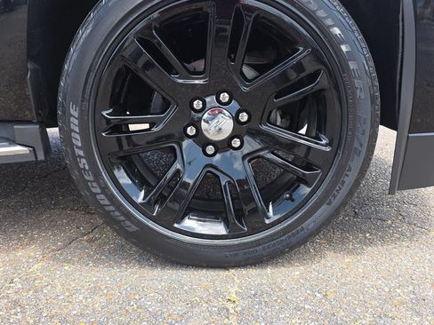 Used 2015 Cadillac Escalade Luxury RWD image 11