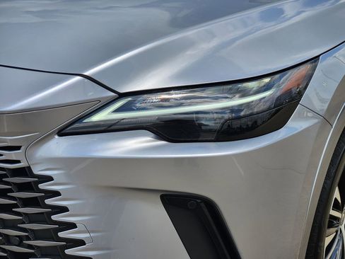 Used 2025 Lexus RX 350 Premium Plus w/ Accessory Package (Z1) image 9