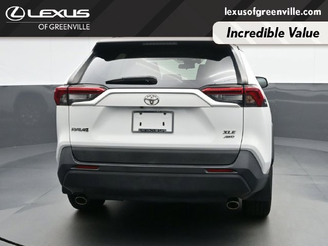 Used 2019 Toyota RAV4 XLE Premium w/ Cold Weather Package AWD/4WD image 8