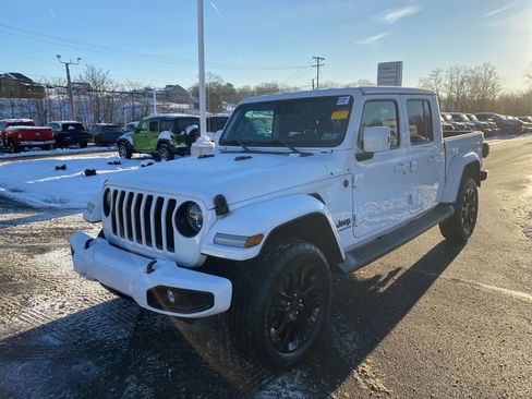 Certified 2021 Jeep Gladiator Overland image 7