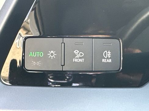 Used 2025 Audi A3 2.0T Premium image 24