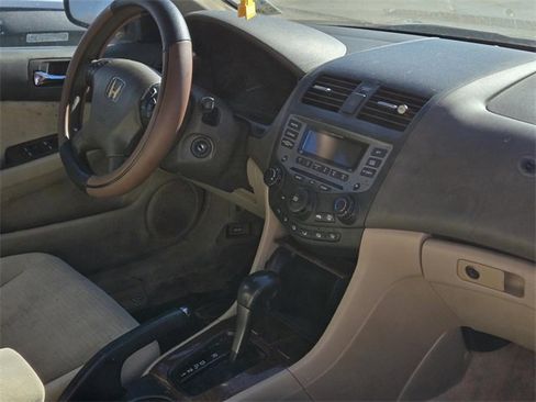 Used 2007 Honda Accord EX image 9