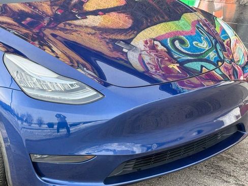 Used 2023 Tesla Model Y Long Range image 3