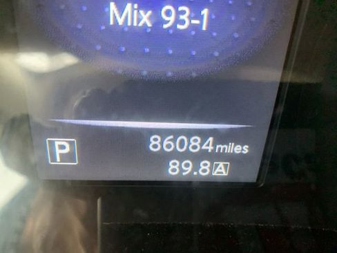 Used 2016 Nissan Rogue SV image 14