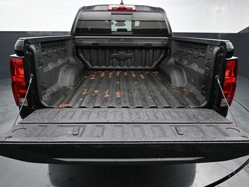 Used 2025 Chevrolet Colorado Trail Boss AWD/4WD image 11