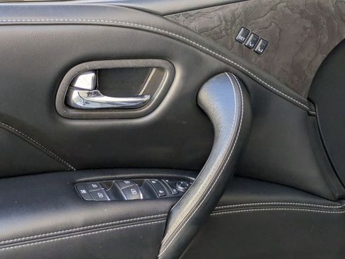 Used 2024 INFINITI QX80 Luxe AWD/4WD image 13
