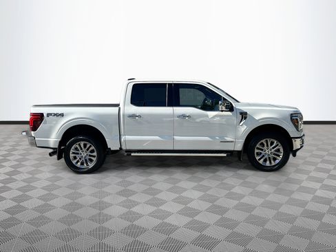 Used 2024 Ford F150 Lariat w/ FX4 Off-Road Package image 8