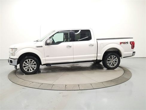 Used 2017 Ford F150 Lariat w/ Equipment Group 502A Luxury image 4