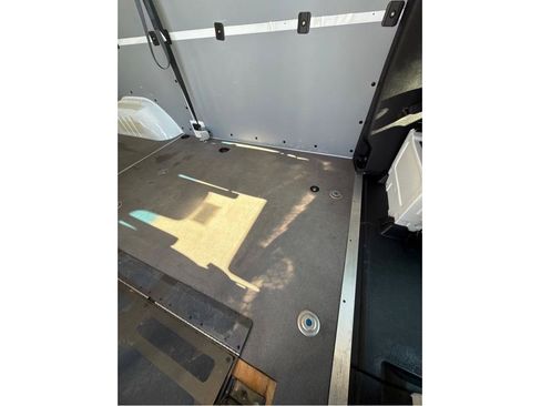 Used 2023 Mercedes-Benz Sprinter 2500 image 25
