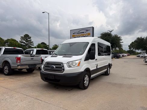Used 2016 Ford Transit 350 XLT RWD image 47