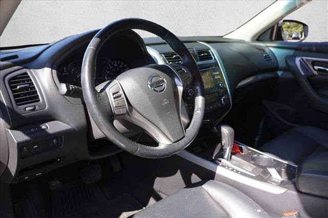 Used 2013 Nissan Altima 2.5 SL FWD image 12