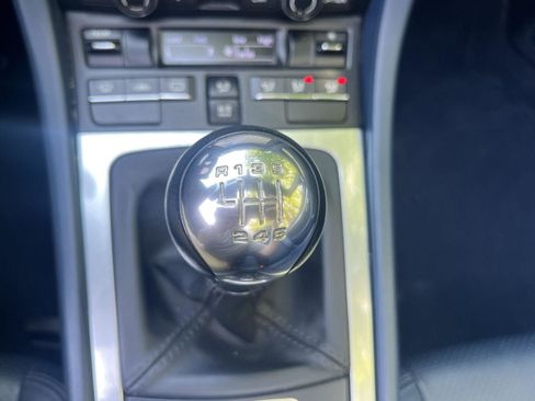Used 2015 Porsche Boxster RWD image 30