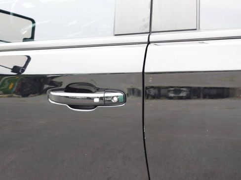 Used 2023 Chevrolet Silverado 1500 RST w/ True North Edition Plus AWD/4WD image 16