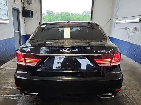 Used 2016 Lexus LS 460 AWD w/ Comfort Package image 6