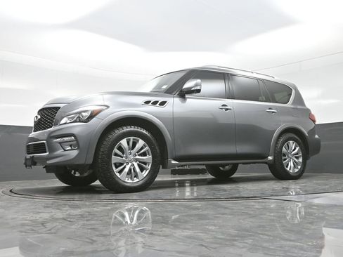Used 2016 INFINITI QX80 4WD w/ Driver's Assistance Package image 21