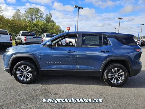 New 2026 Chevrolet Equinox LT w/ Convenience Package II FWD image 4