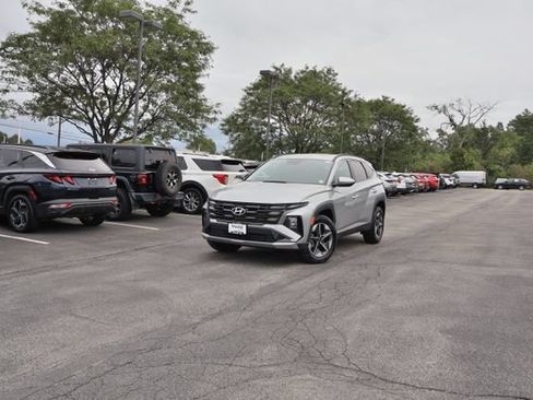 Used 2025 Hyundai Tucson SEL AWD/4WD image 2