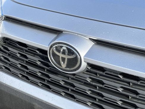 Used 2024 Toyota RAV4 XLE image 10