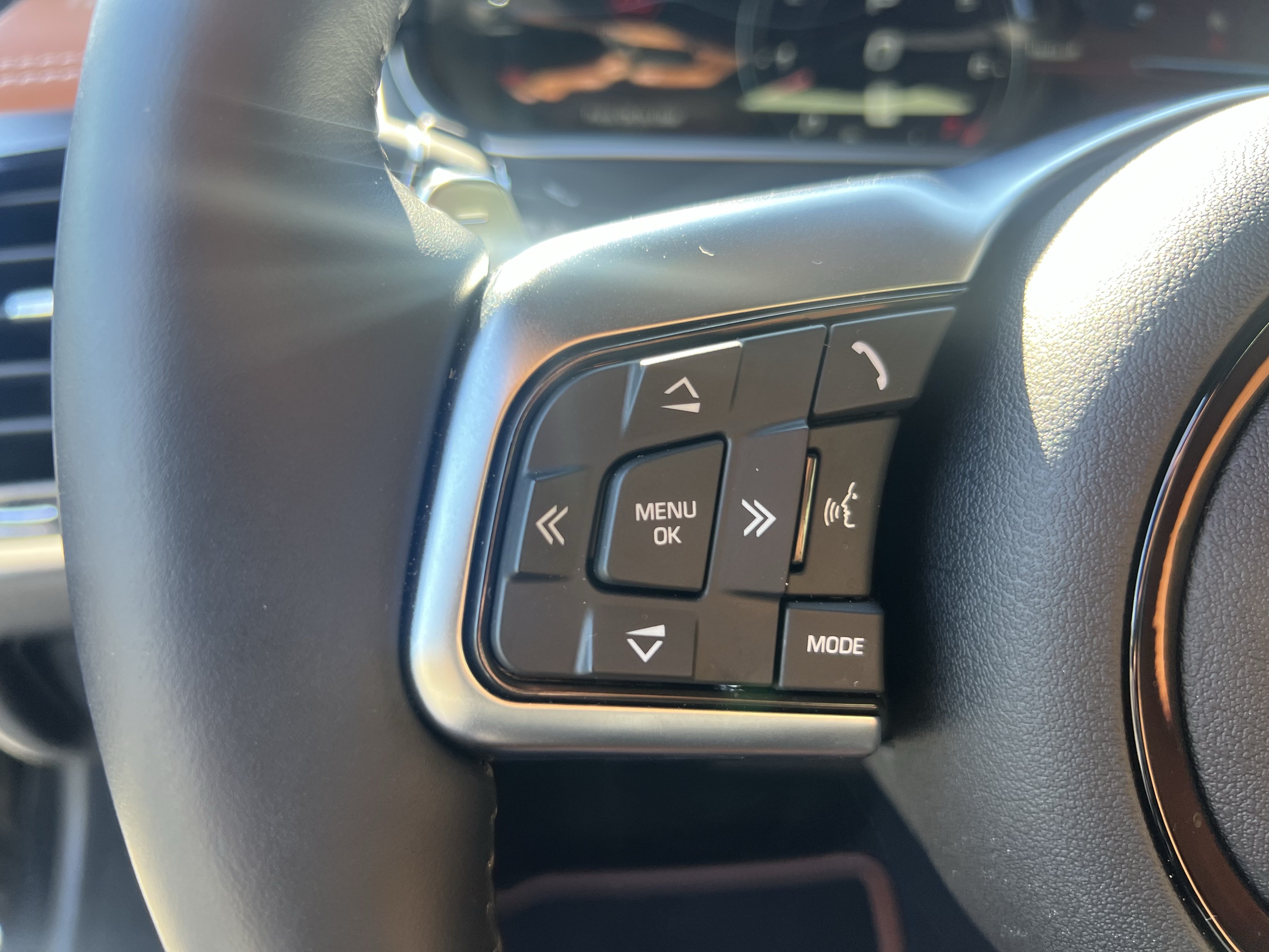 Certified 2024 Jaguar F-TYPE R-Dynamic RWD image 22