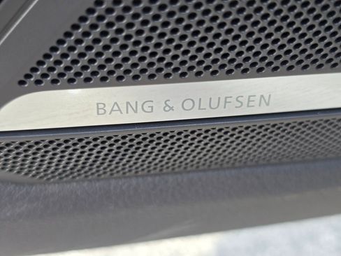 Used 2025 Audi S6 Prestige image 23