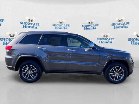 Used 2018 Jeep Grand Cherokee Limited AWD/4WD image 9